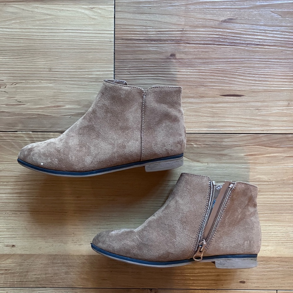 Cat & Jack ankle boots